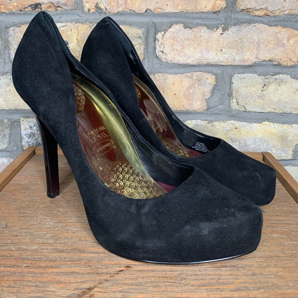 Jessica Simpson ‘Parigi’ Black Suede Heels